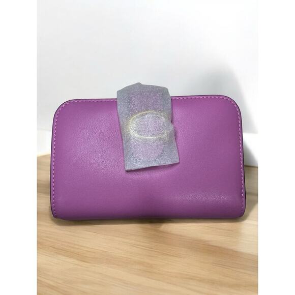 NWT Coach CY234 Tabby Wallet - Picture 2 of 6